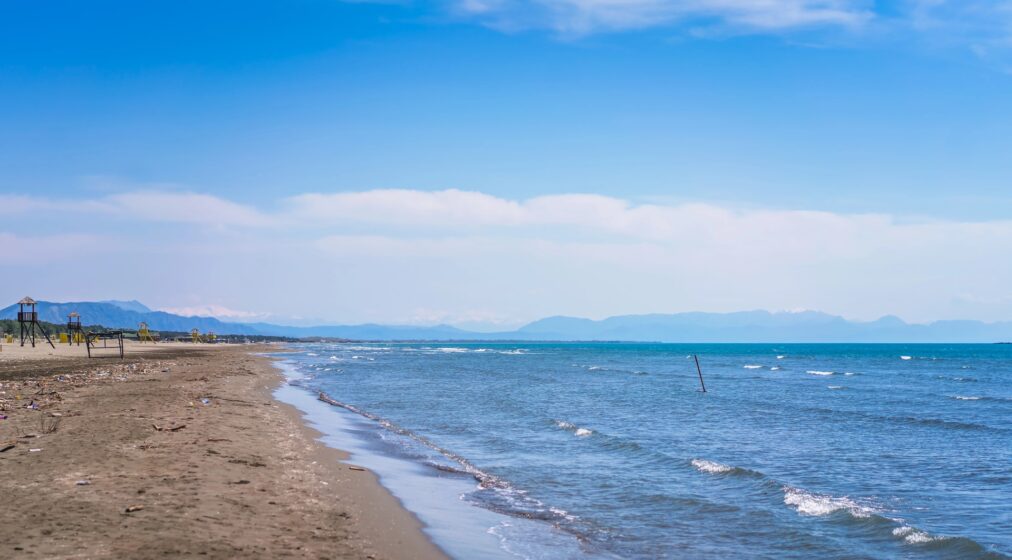 Велика Плажа поруч з Ульцинем фото